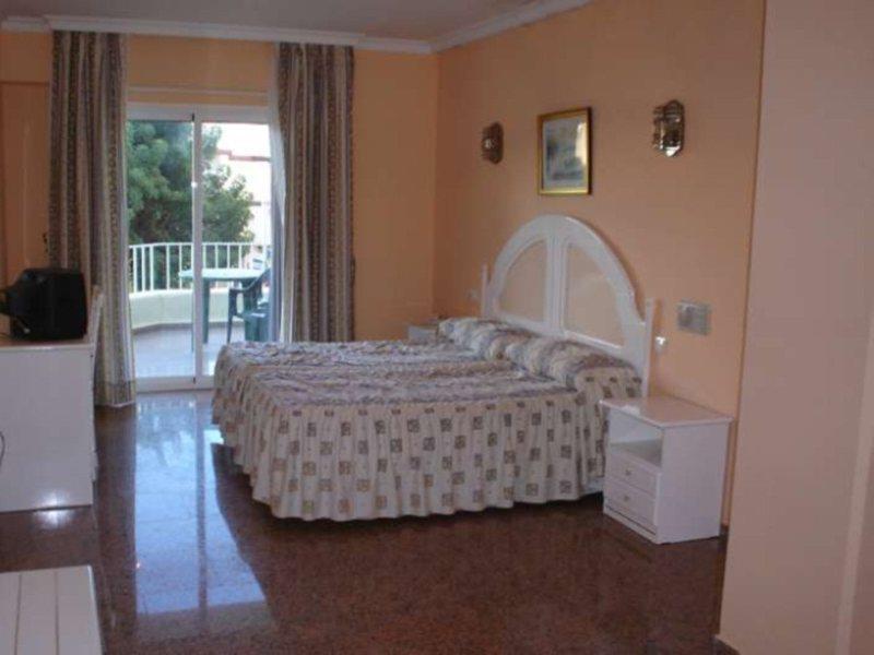 Hotel Toboso Chaparil Nerja Luaran gambar