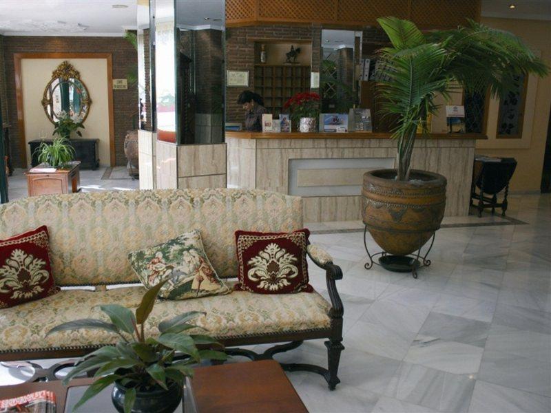 Hotel Toboso Chaparil Nerja Luaran gambar