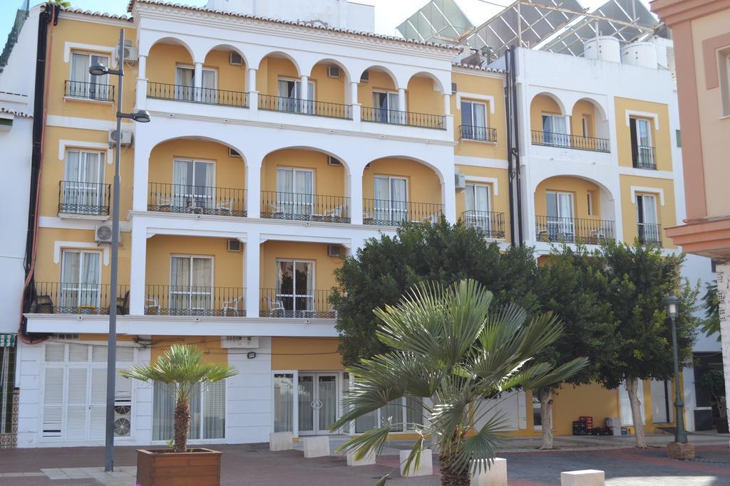 Hotel Toboso Chaparil Nerja Bilik gambar